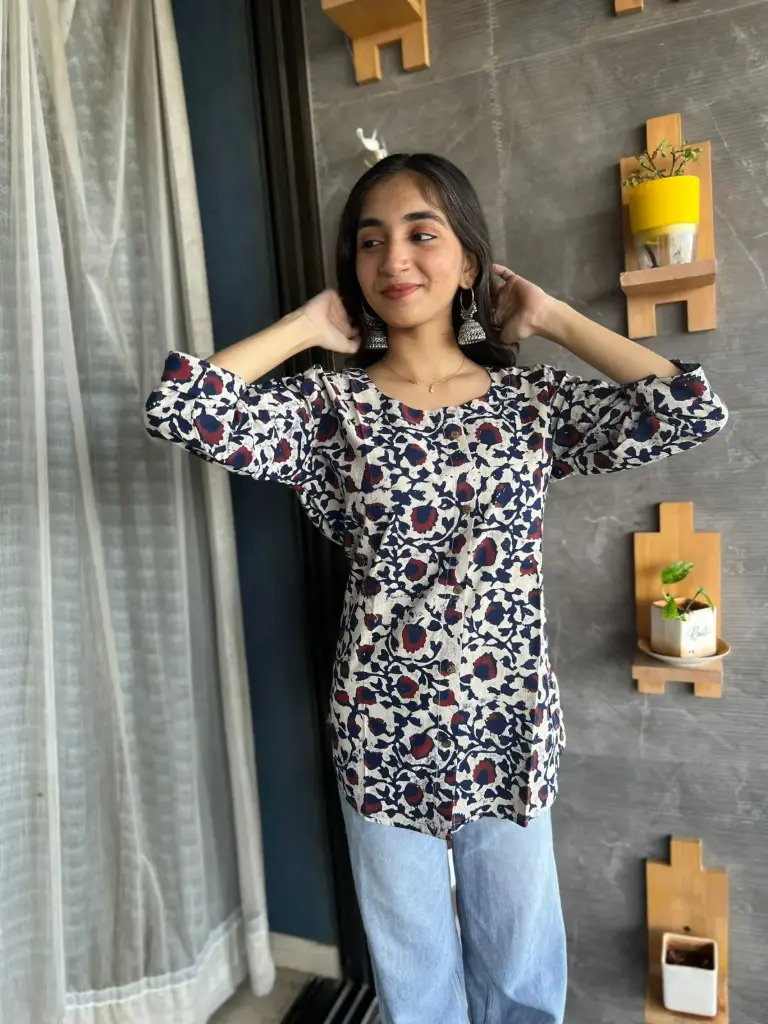 Ivory Organic Cotton Short Kurti with Floral Motif