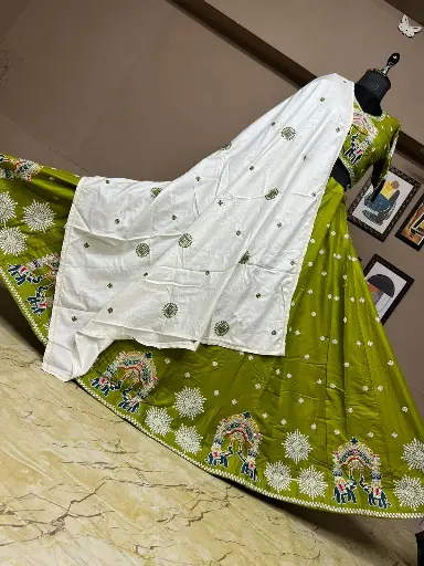 Navratri Special Thread Work Lehenga Choli Set